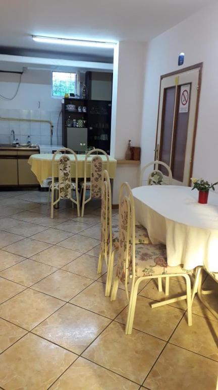 Hostel Bata Канижа Экстерьер фото