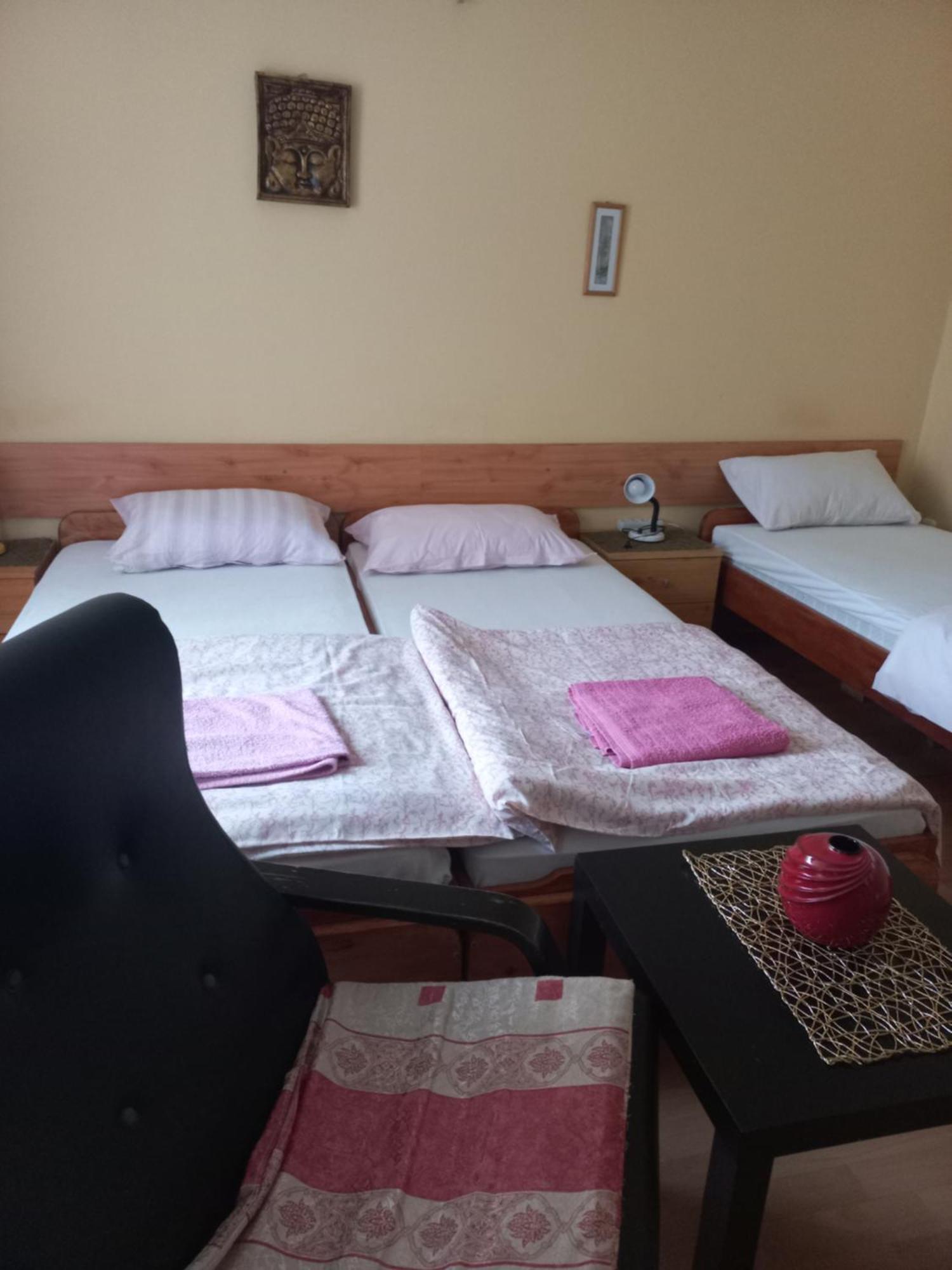 Hostel Bata Канижа Экстерьер фото
