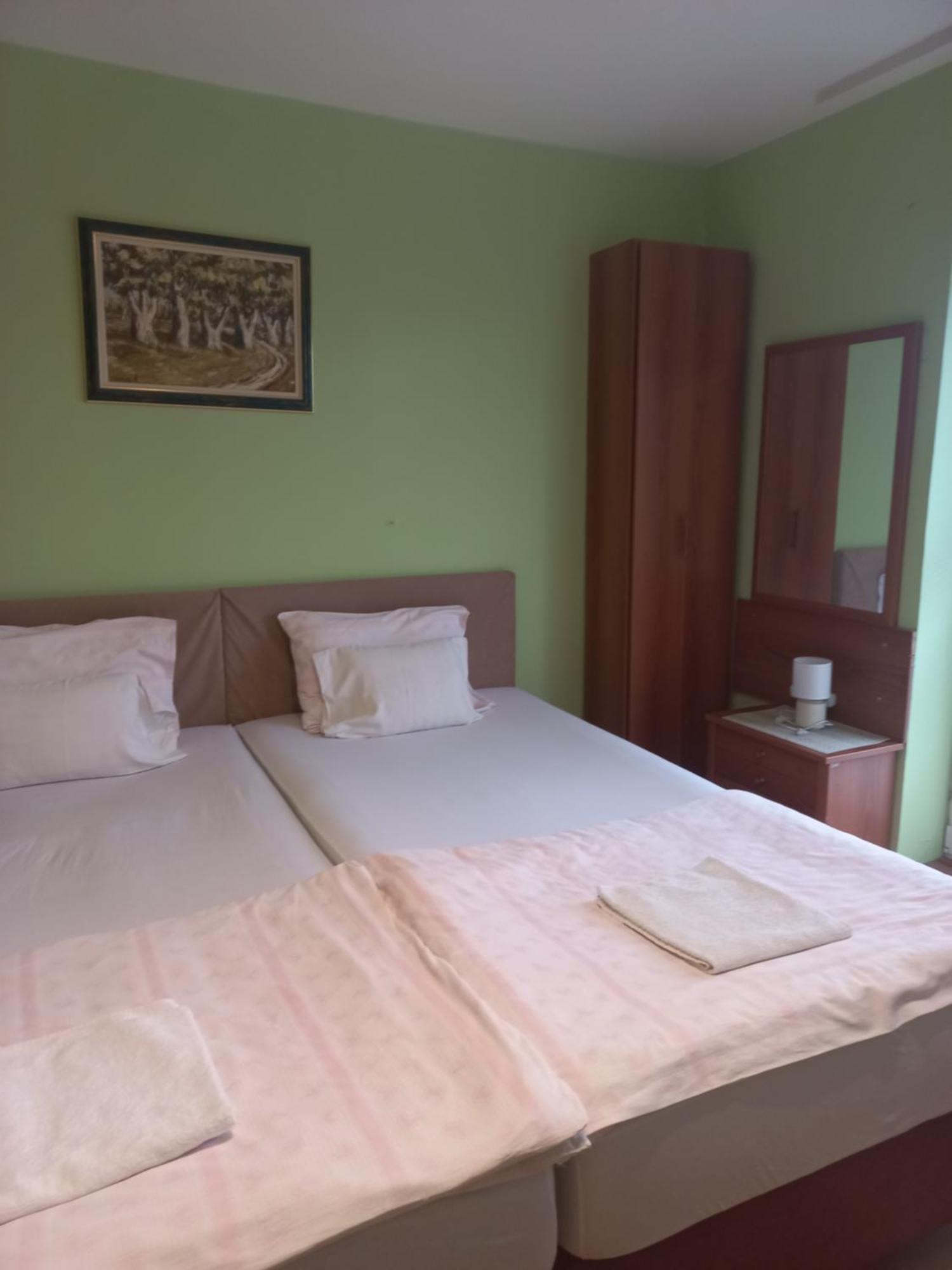 Hostel Bata Канижа Экстерьер фото